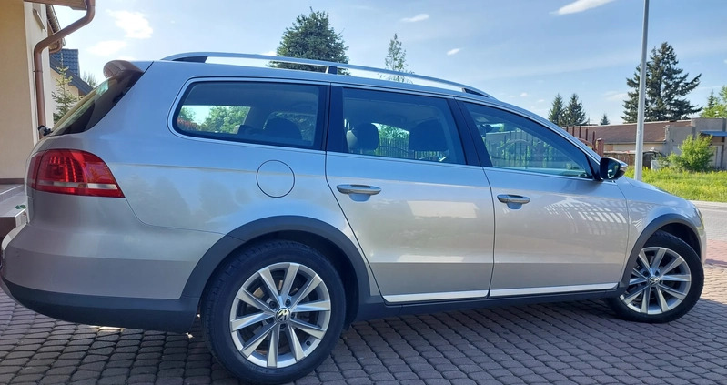 Volkswagen Passat cena 49900 przebieg: 173116, rok produkcji 2013 z Białystok małe 92